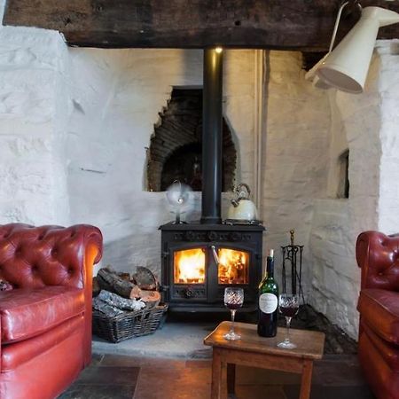 Ty Fferm Hen, Ancient Farmhouse, Coity Bach Talybont-on-Usk Exteriér fotografie