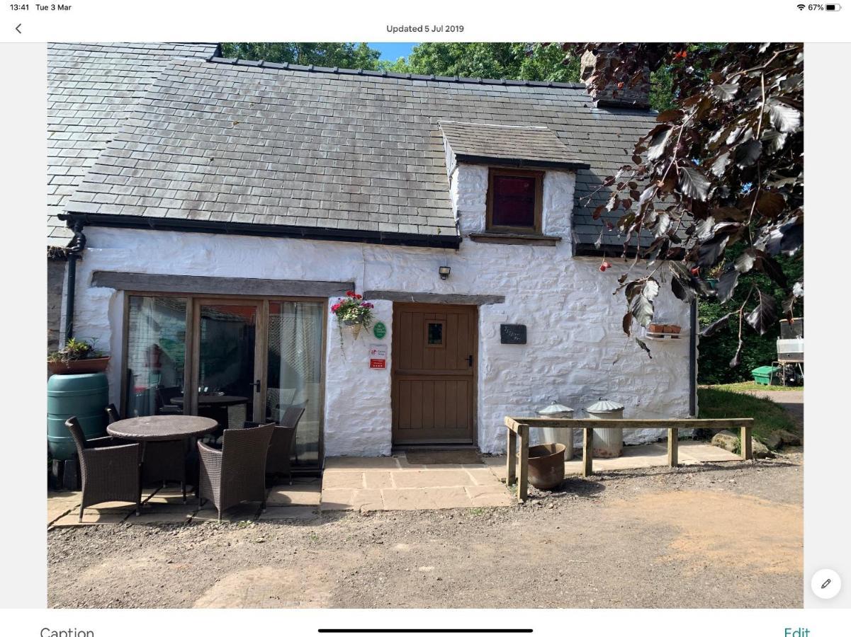 Ty Fferm Hen, Ancient Farmhouse, Coity Bach Talybont-on-Usk Exteriér fotografie