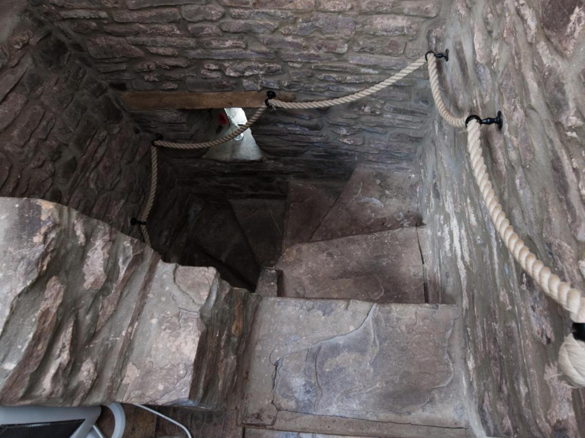Ty Fferm Hen, Ancient Farmhouse, Coity Bach Talybont-on-Usk Exteriér fotografie