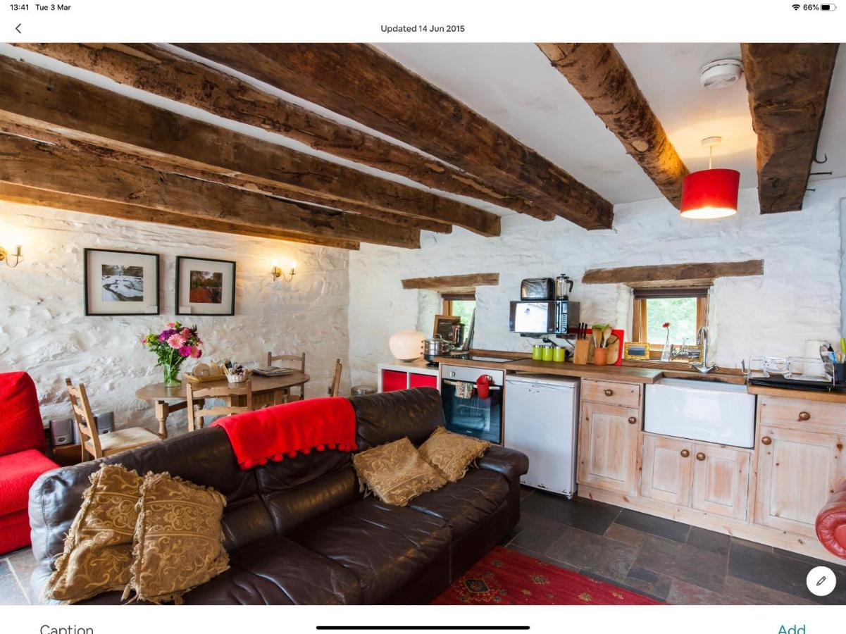 Ty Fferm Hen, Ancient Farmhouse, Coity Bach Talybont-on-Usk Exteriér fotografie