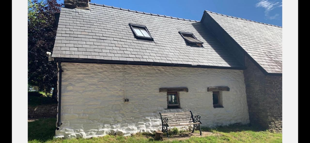 Ty Fferm Hen, Ancient Farmhouse, Coity Bach Talybont-on-Usk Exteriér fotografie